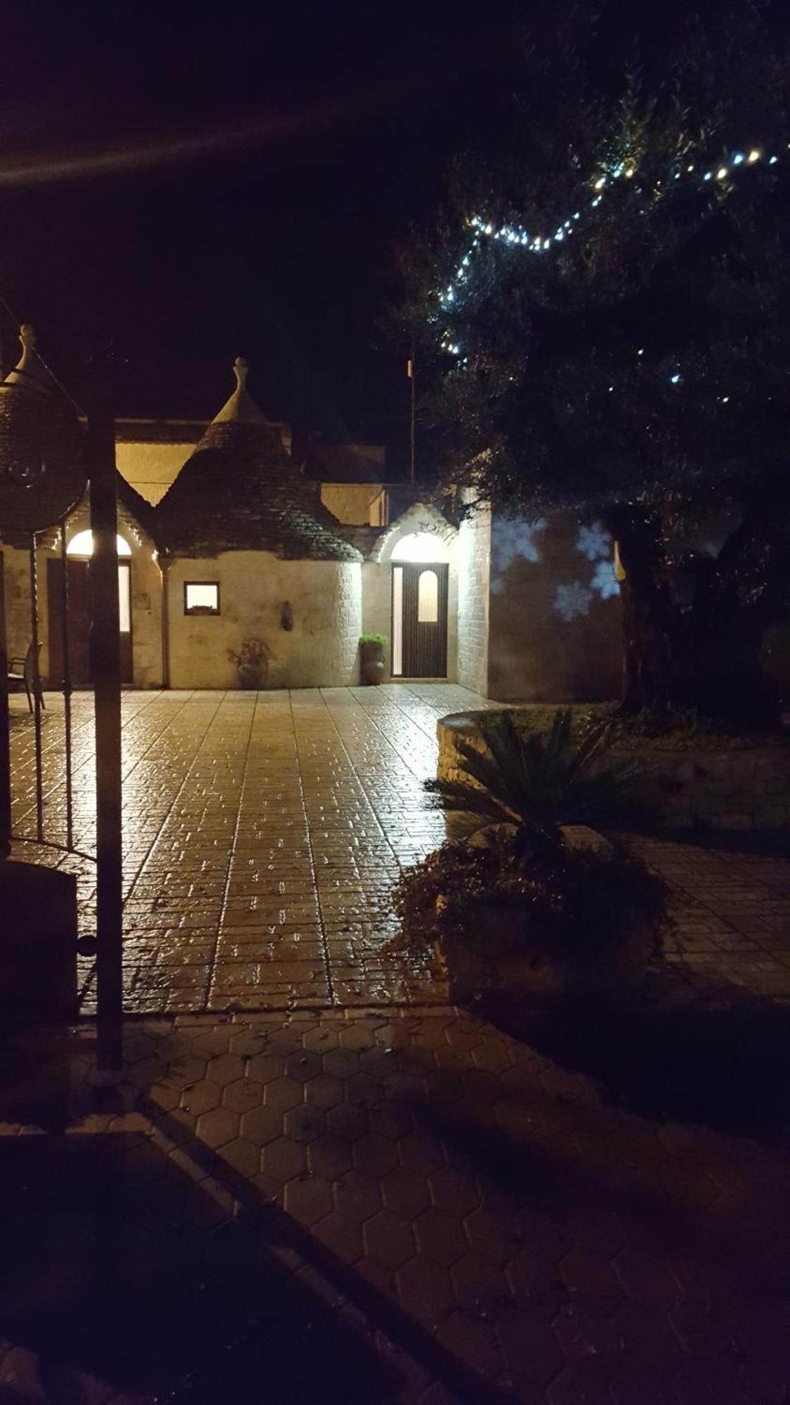 Trulli Dell'Aia Acomodação com café da manhã Alberobello Quarto foto